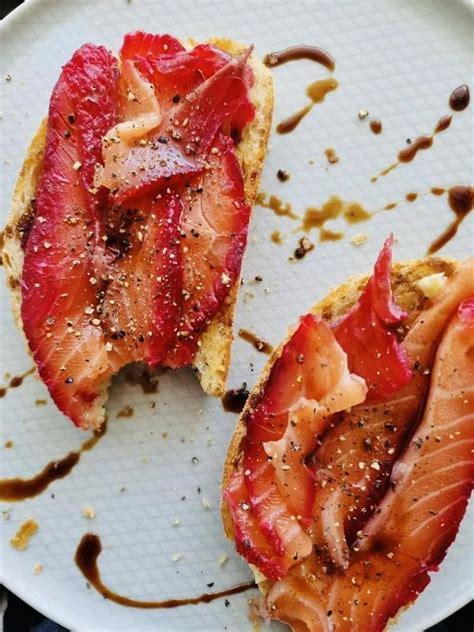 Ingredientų paruošimas lašišos užtepėlei