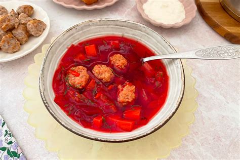 Dubuo su burokėlių lapelių sriuba