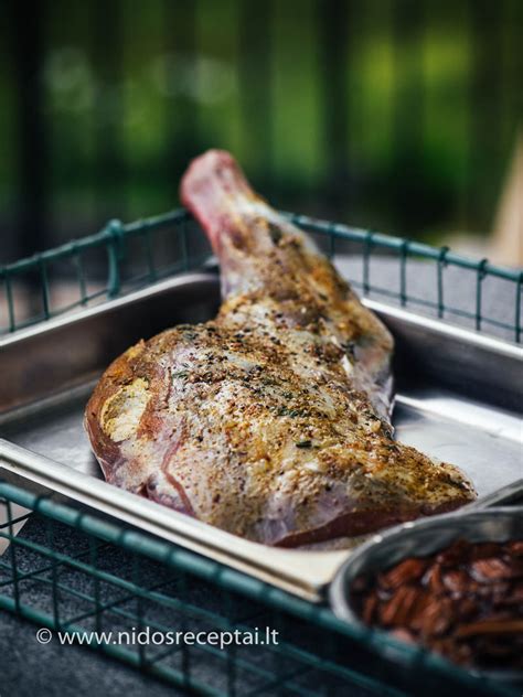 Jautienos kumpis Big Green Egg kepsninėje