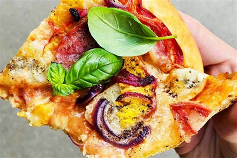Ingredientai autentiškai itališkai picai