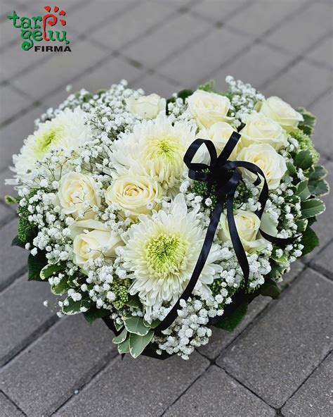 Įvairių širdies formos tortų pavyzdžiai