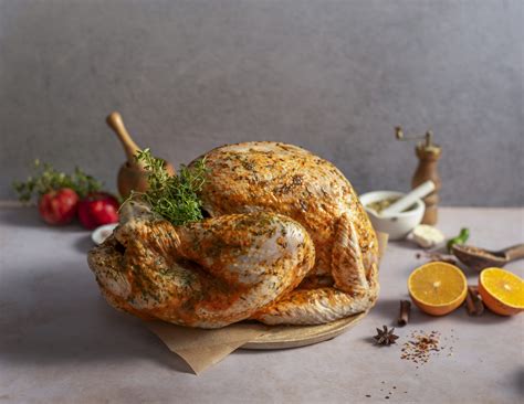 kalakutas orkaitėje kepimo pradžioje