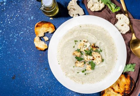Veganiška trinta žiedinių kopūstų sriuba