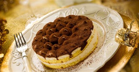 Gražiai patiekti desertai