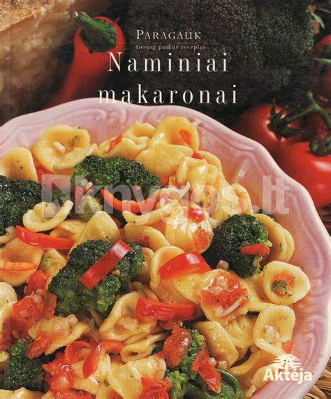Įvairių formų naminiai makaronai