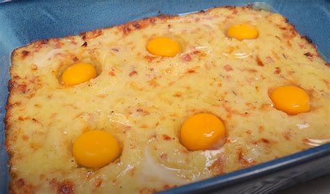 Kiaušinienė ant kepimo popieriaus keptuvėje