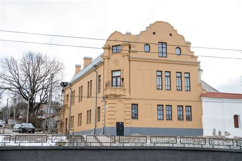 Rūtos fabriko fasadas arba istorinė nuotrauka