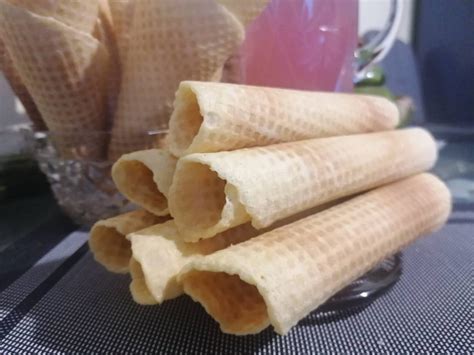 Trapūs vafliai su rudu cukrumi ir vanile