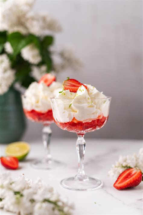 Plaktos grietinėlės plakimo procesas