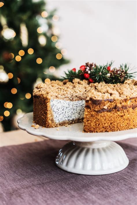 Varškės tortas su riešutų trupiniais
