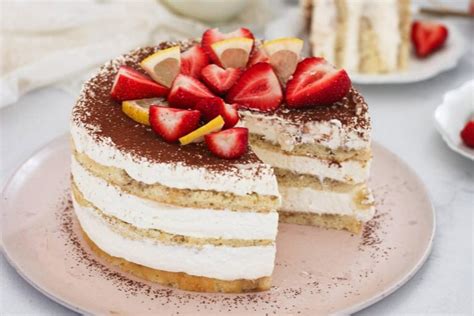 Sluoksniuotas želės tortas su maskarpone