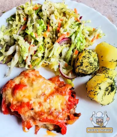 Kiaulienos nugarinės kepsneliai su daržovėmis