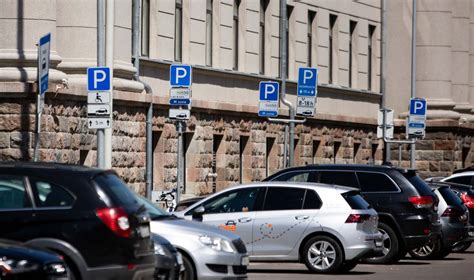 Automobilių stovėjimo vietų trūkumas mieste