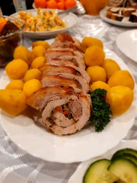 Danijos Kalėdinis kiaulienos kepsnys