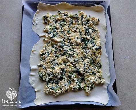 Varškės pyragas su špinatais