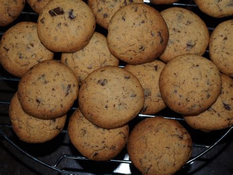 Žemės riešutų sviesto sausainiai su šokoladu