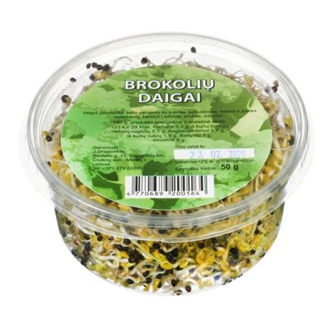 Brokolių daigai šiltnamyje