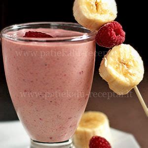 Avokado kokteilis su bananais