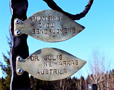 Vilkaviškio žydų bendruomenės fragmentai