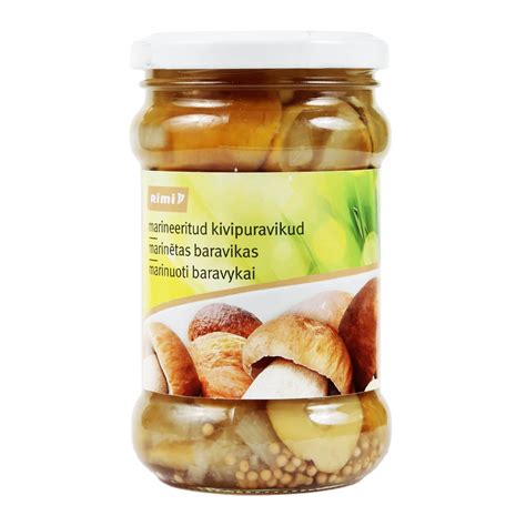 Konservuoti baravykai stiklainiuose