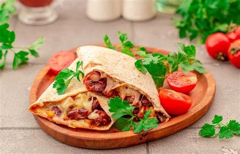 Burrito su skirtingais įdarais