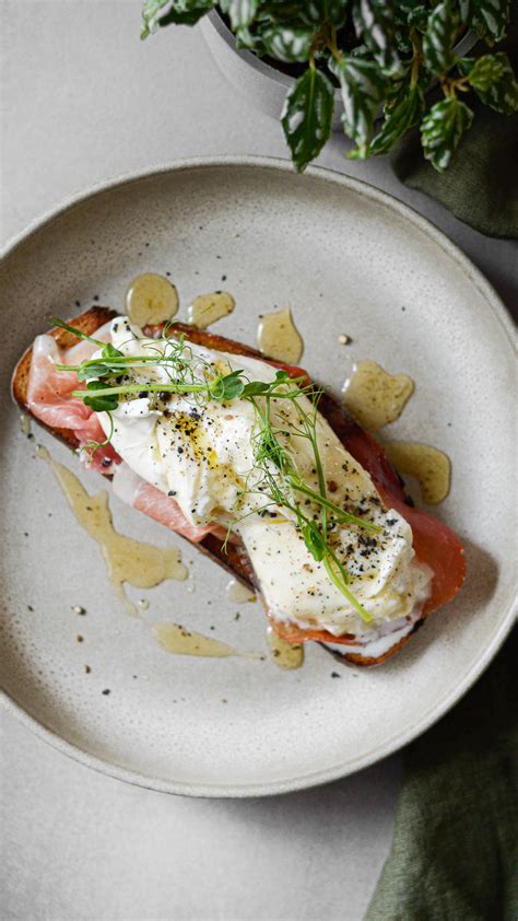 Sviesto ir kumpio sumuštinis (Parisien)