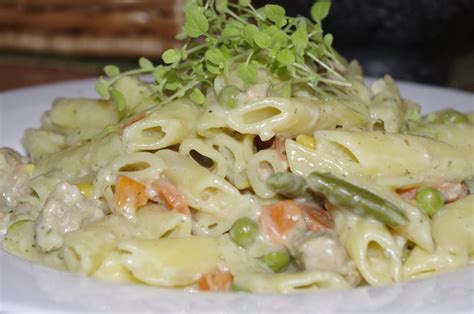 Makaronai su daržovėmis