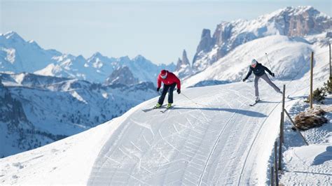 Slidininkai Sellaronda žiede Dolomituose