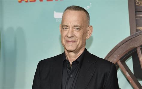 Aktorius Tomas Hanksas, vaidinantis kapitoną Sully