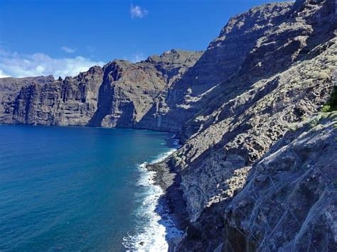 Los Gigantes uolos ir vaizdai iš jūros