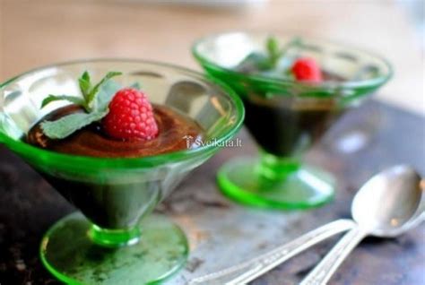 Šokoladinių putėsių desertas