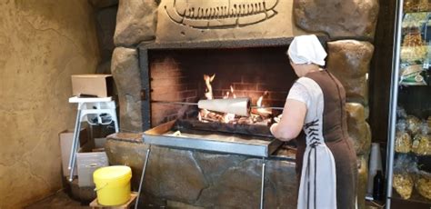 Edukacinė programa apie šakočio kepimą