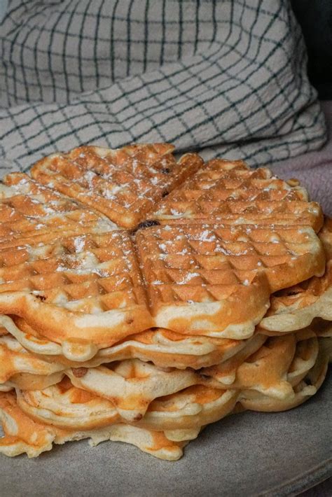 Įvairūs sausainiai ir vafliai dekoravimui