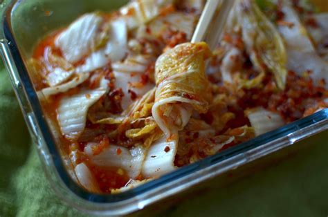Kimchi patiekalas su kopūstais