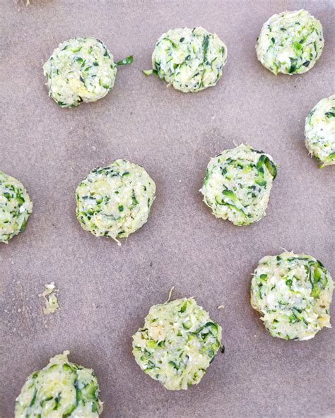 Cukinijų kepsneliai orkaitėje