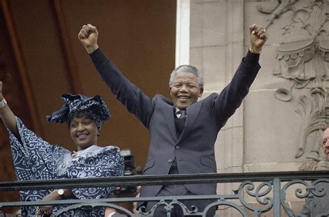 Nelsonas Mandela ir jo vaidmuo kovojant su apartheidu
