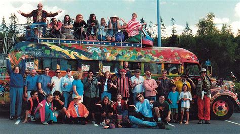 Ken Kesey ir „Merry Pranksters“ autobusas