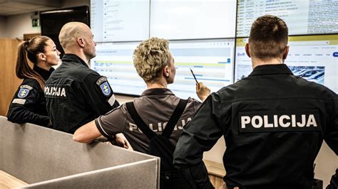 Policijos patrulis Rio de Žaneiro gatvėse užtikrinant saugumą