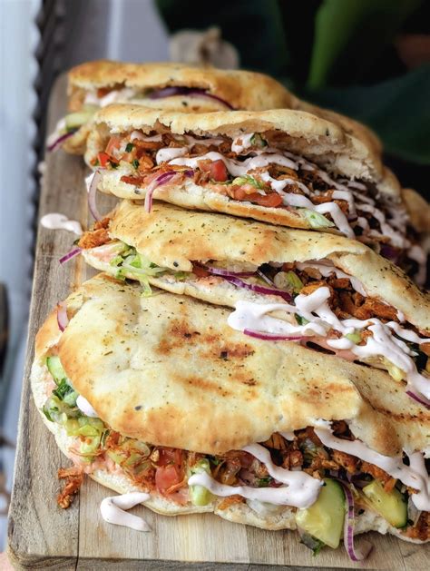 Pita su vištiena ir daržovėmis