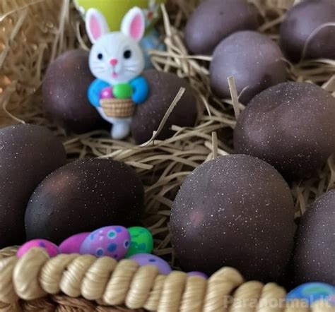 Porcelianiniai velykiniai kiaušiniai