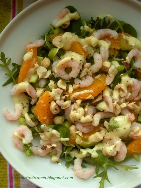 Krevečių salotos su obuoliais ir salieru