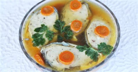 Karpio gabalėliai kepami aliejuje