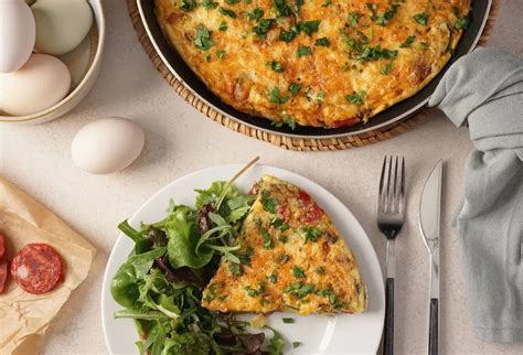 Atrodo skaniai! Fritata su chorizo dešra