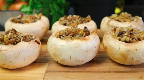 Pievagrybių paruošimas kepimui