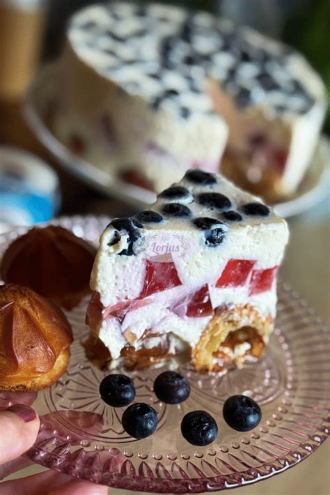 Želė torto sluoksniai su sausainiais