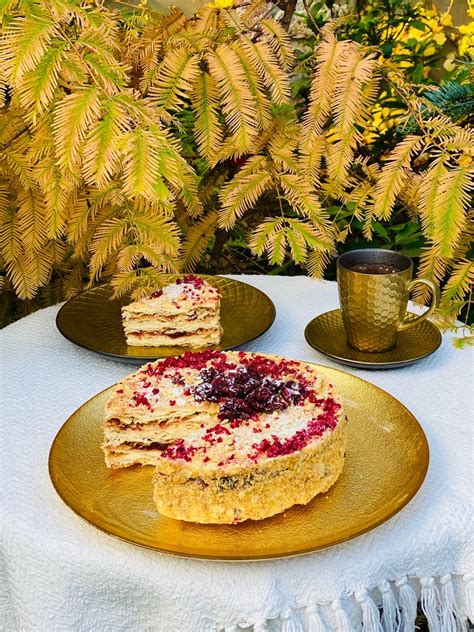 Šaldytuve stingstantis tortas