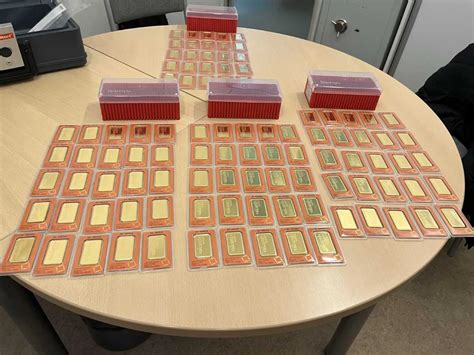 Įvairių tipų sunkvežimiai, virš 18000 kg