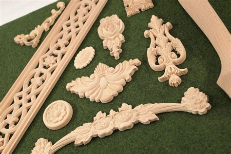 Medinių karnizų ir ornamentų pavyzdžiai