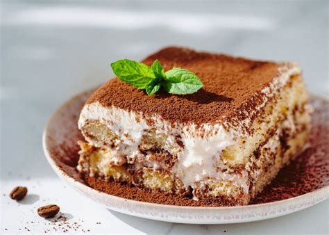 Tiramisu su šokolado drožlėmis