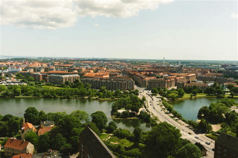 Petro ir Povilo tvirtovės panorama virš Nevos upės
